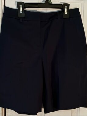 Brooks Brothers Navy Tailored Bermuda Shorts size 4 women